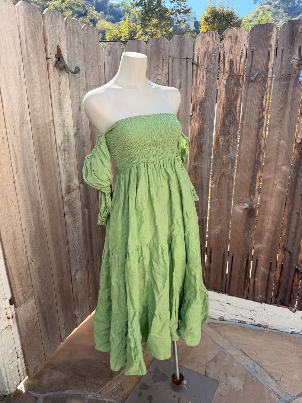 Misa Los Angeles Green Off-Shoulder Smocked Midi Dress XS